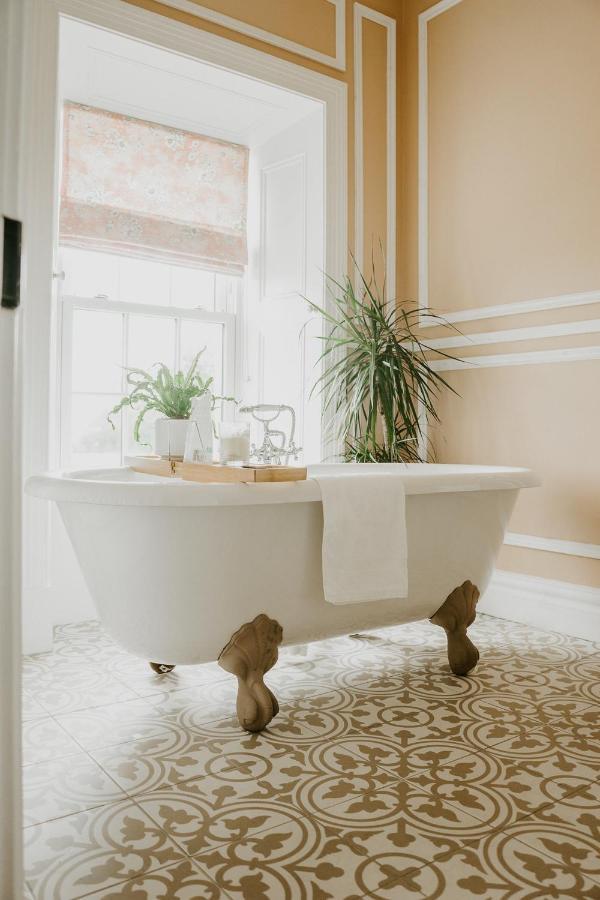 Bed and Breakfast Abbeyview House Abbeyshrule Экстерьер фото